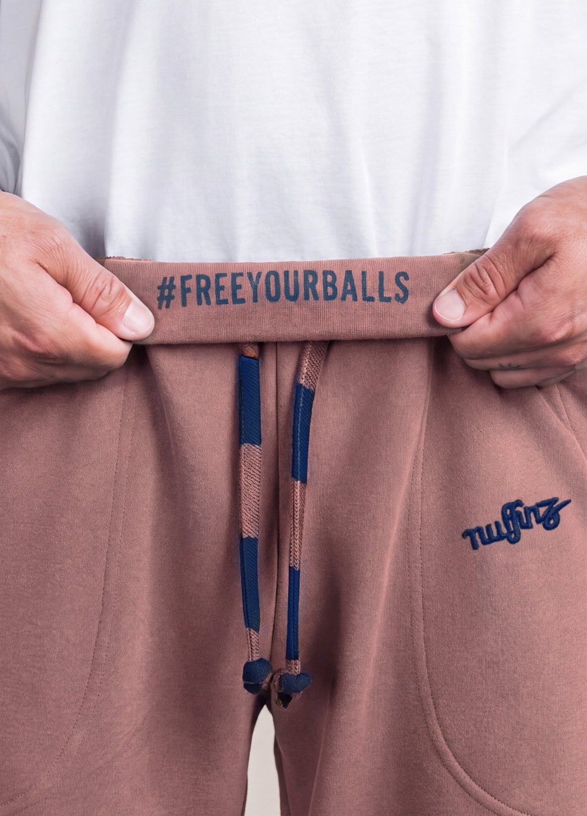 NUTMEG SOLID PANTS
