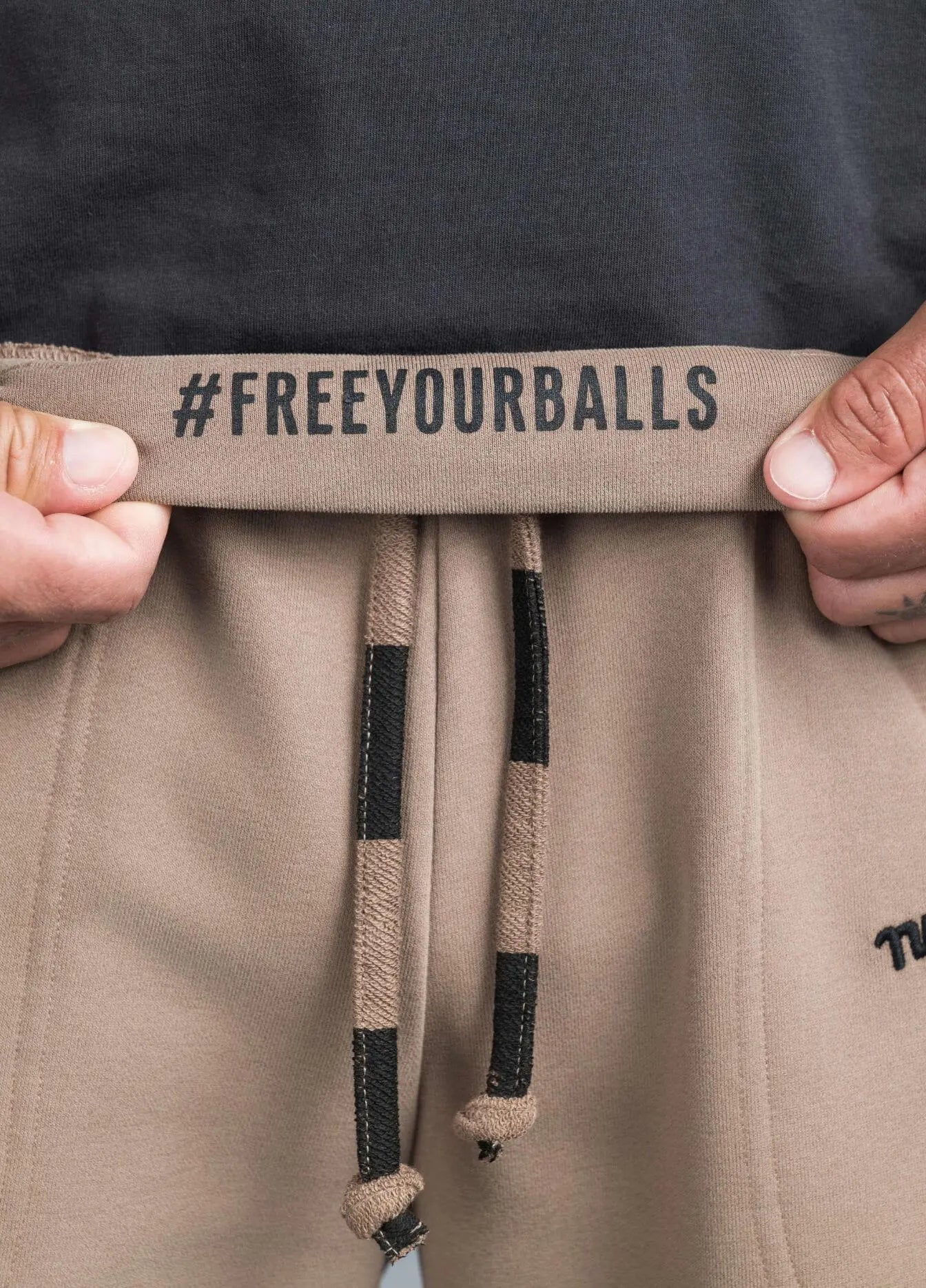 PINE BARK SOLID PANTS