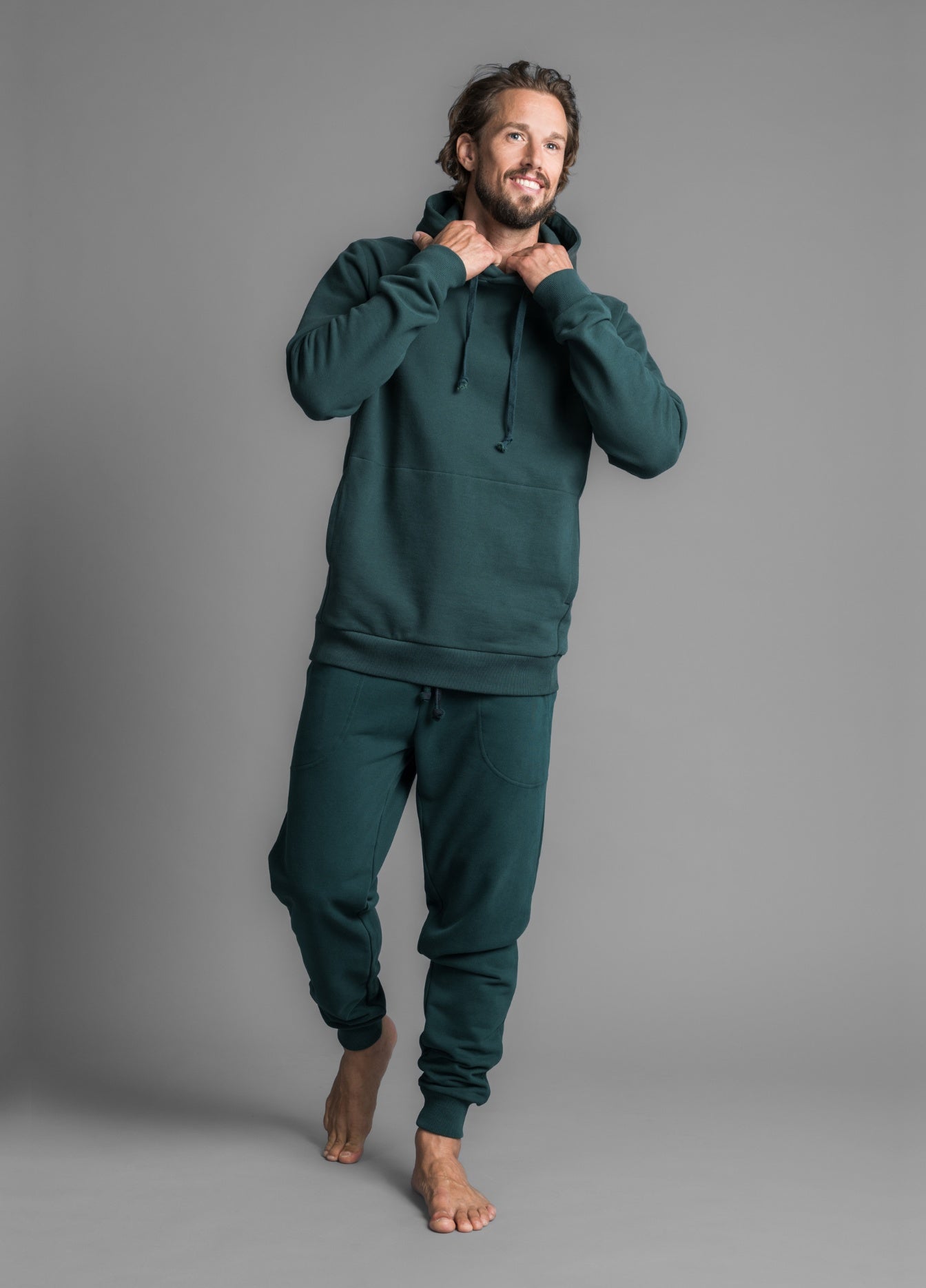 PONDEROSA PINE SOLID HOODIE