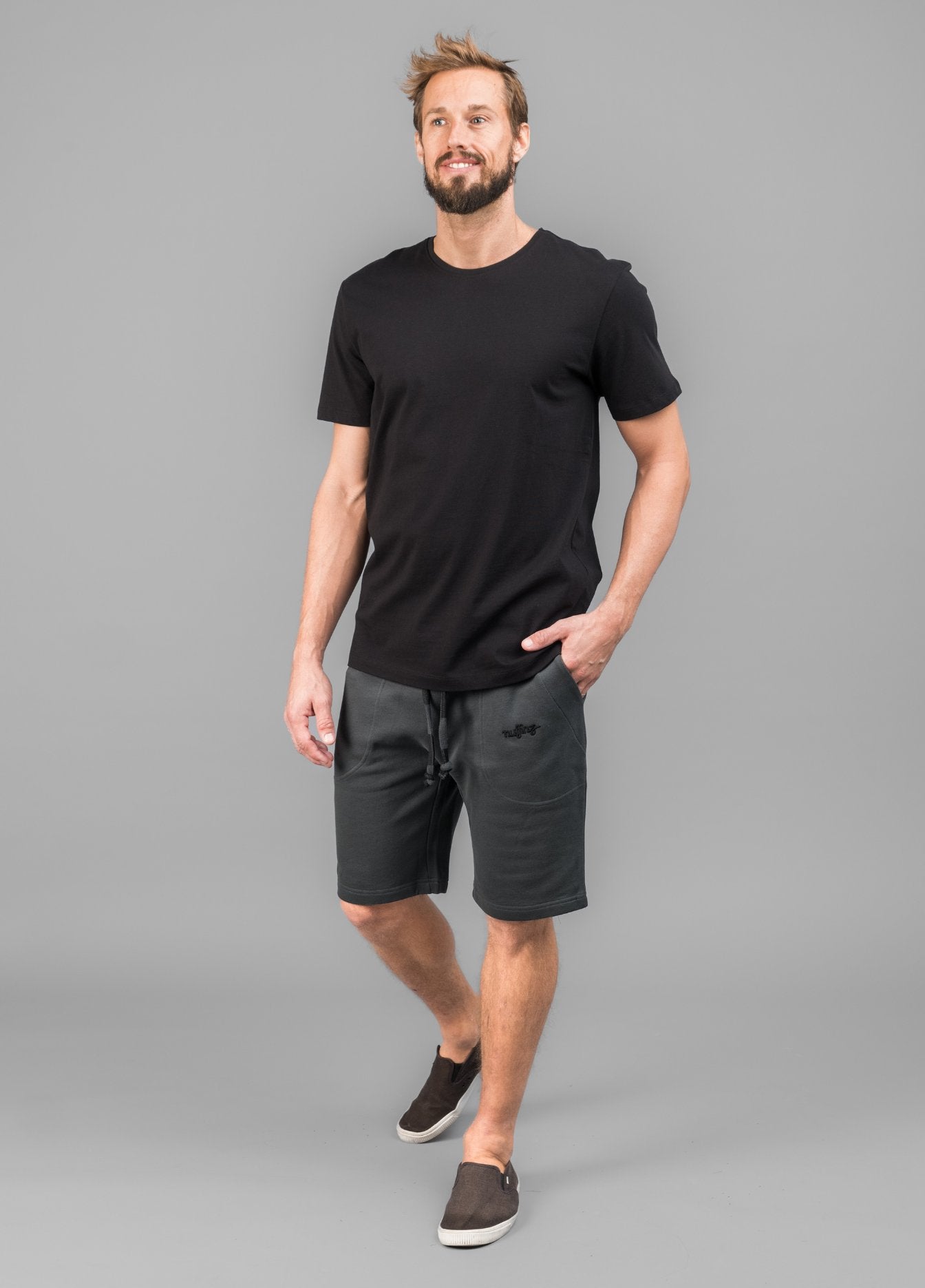 UNEXPLORED SOLID SHORTS