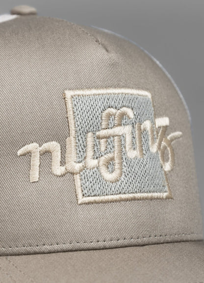 Trucker Cap Khaki – Roadtrip Classic